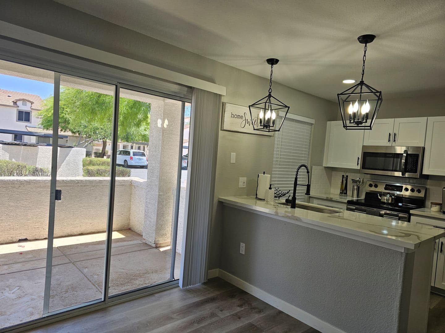 Peoria Townhome: 8930 W. Monroe St