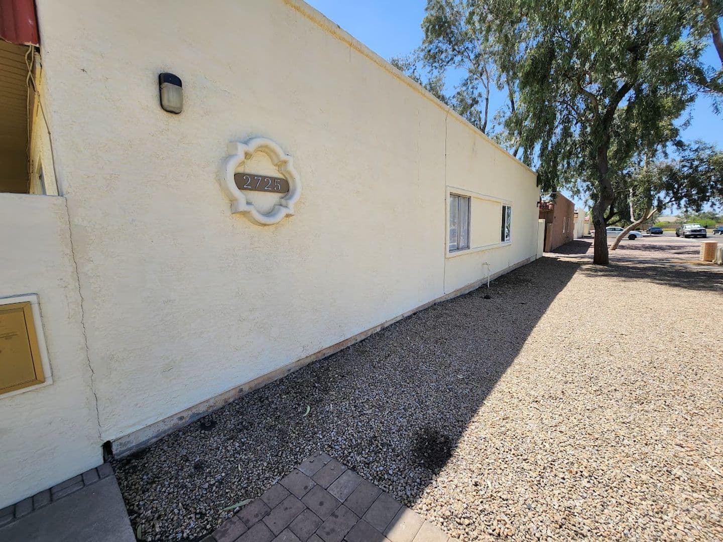 Phoenix Apartment: 2725 E. Tierra Buena Ln