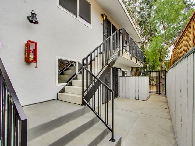San Diego Apartment: 3030 Broadway