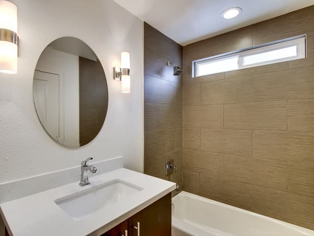 San Diego Apartment: 3030 Broadway