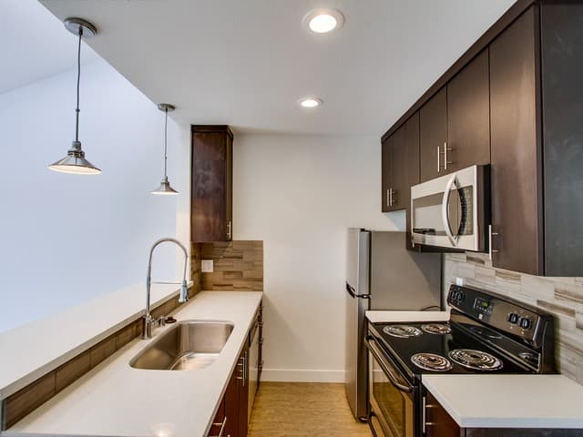 San Diego Apartment: 3030 Broadway