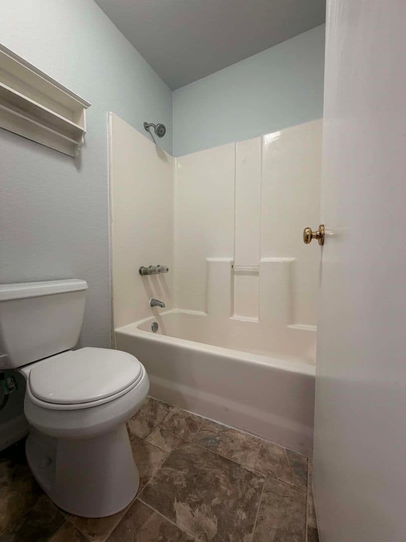 Vallejo House: 1 Frisbie St