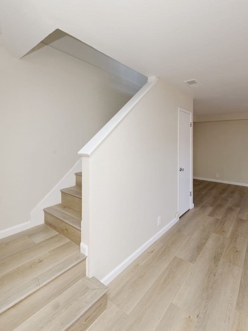 Pleasant Hill Apartment: 65 Donegal Way
