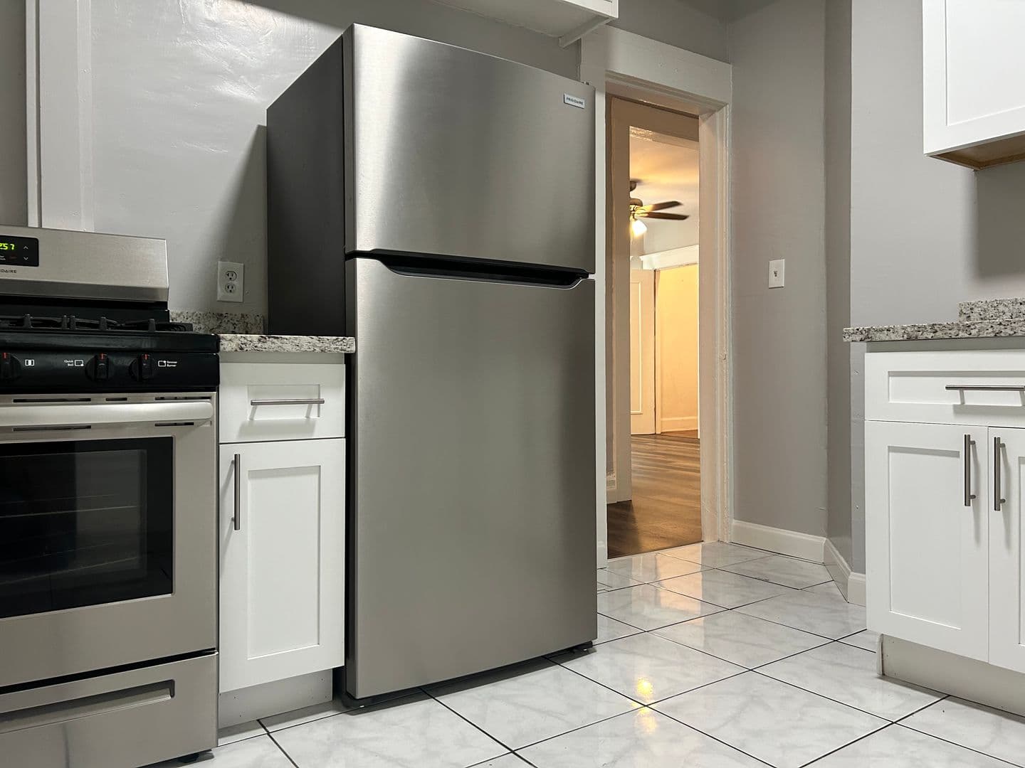 Oakland Apartment: 518 28th Street