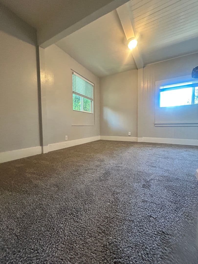 Oakland Apartment: 518 28th Street