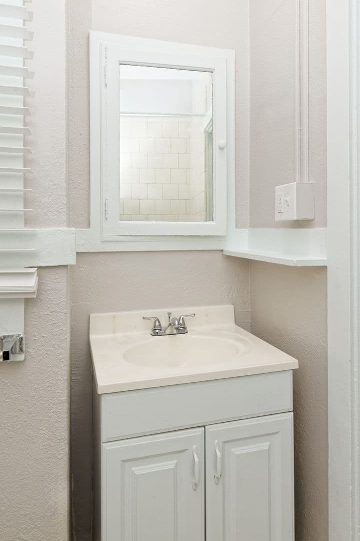Vallejo Apartment: 545 Georgia St