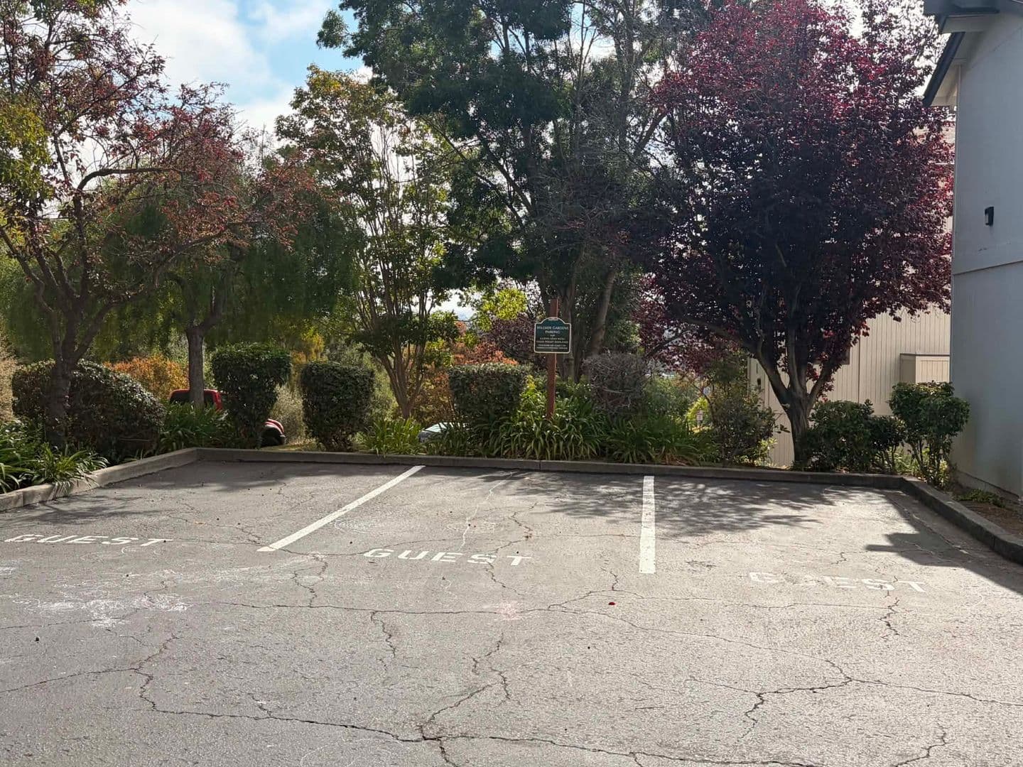 Vallejo House: 1 Frisbie St
