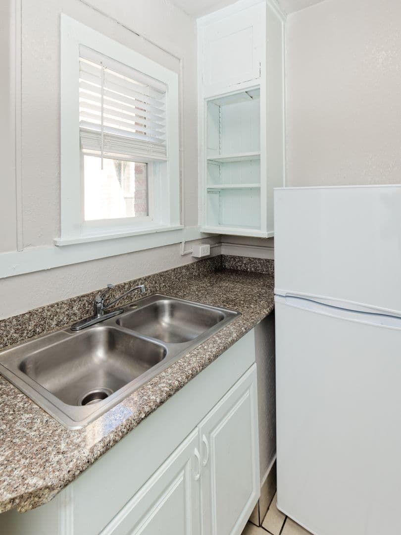 Vallejo Apartment: 545 Georgia St