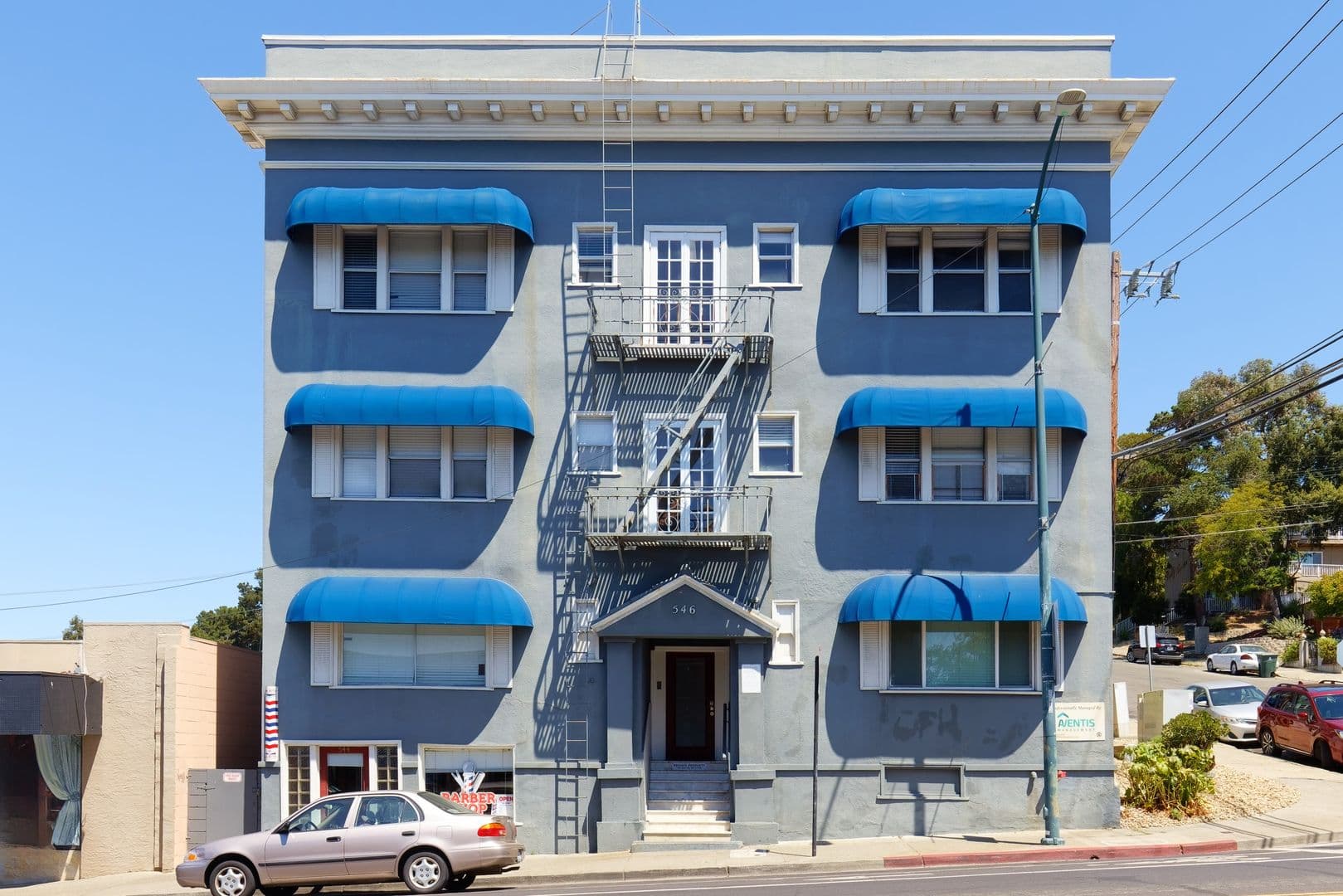 Vallejo Apartment: 807 Sutter St