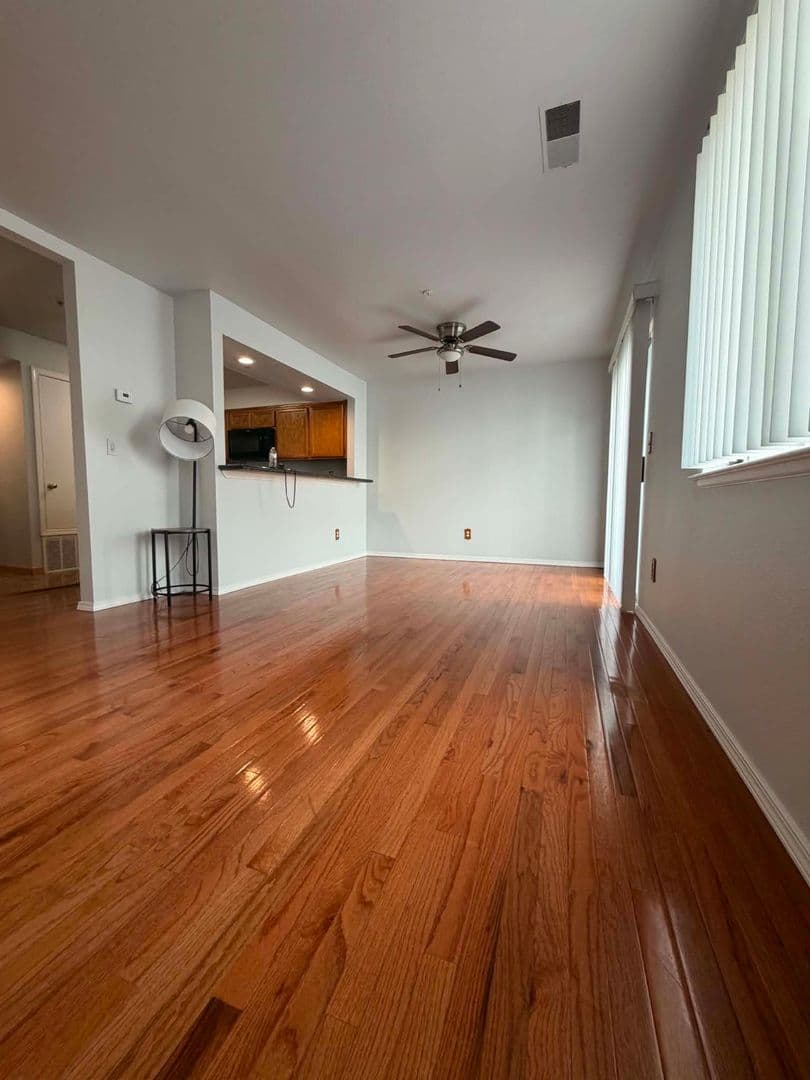 Vallejo House: 1 Frisbie St