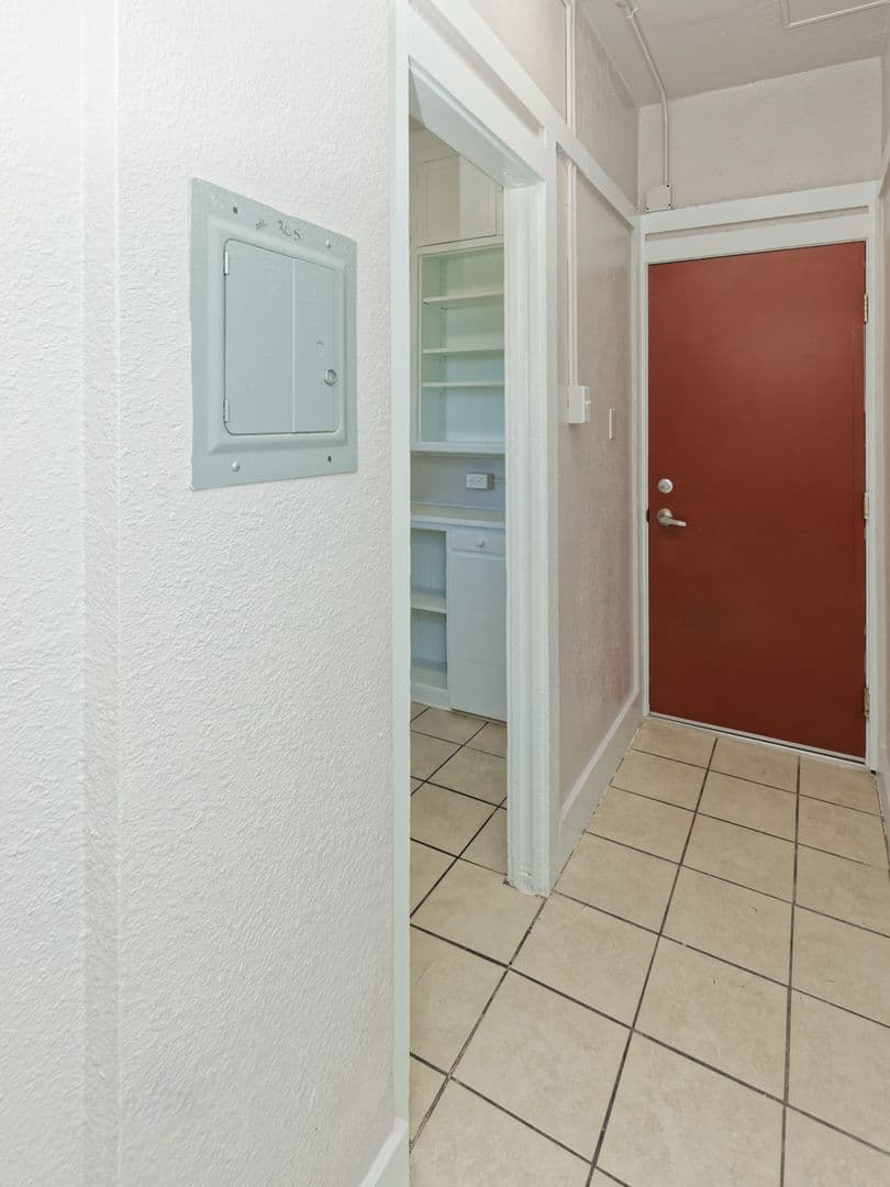 Vallejo Apartment: 545 Georgia St