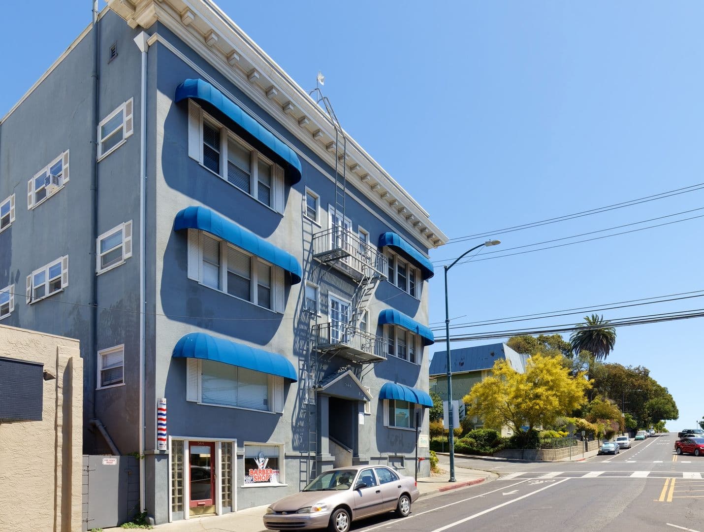 Vallejo Apartment: 807 Sutter St