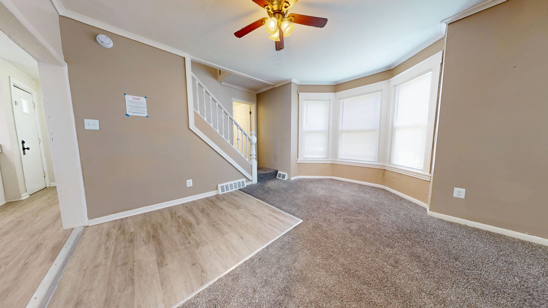 Pontiac House: 22 Ellwood St