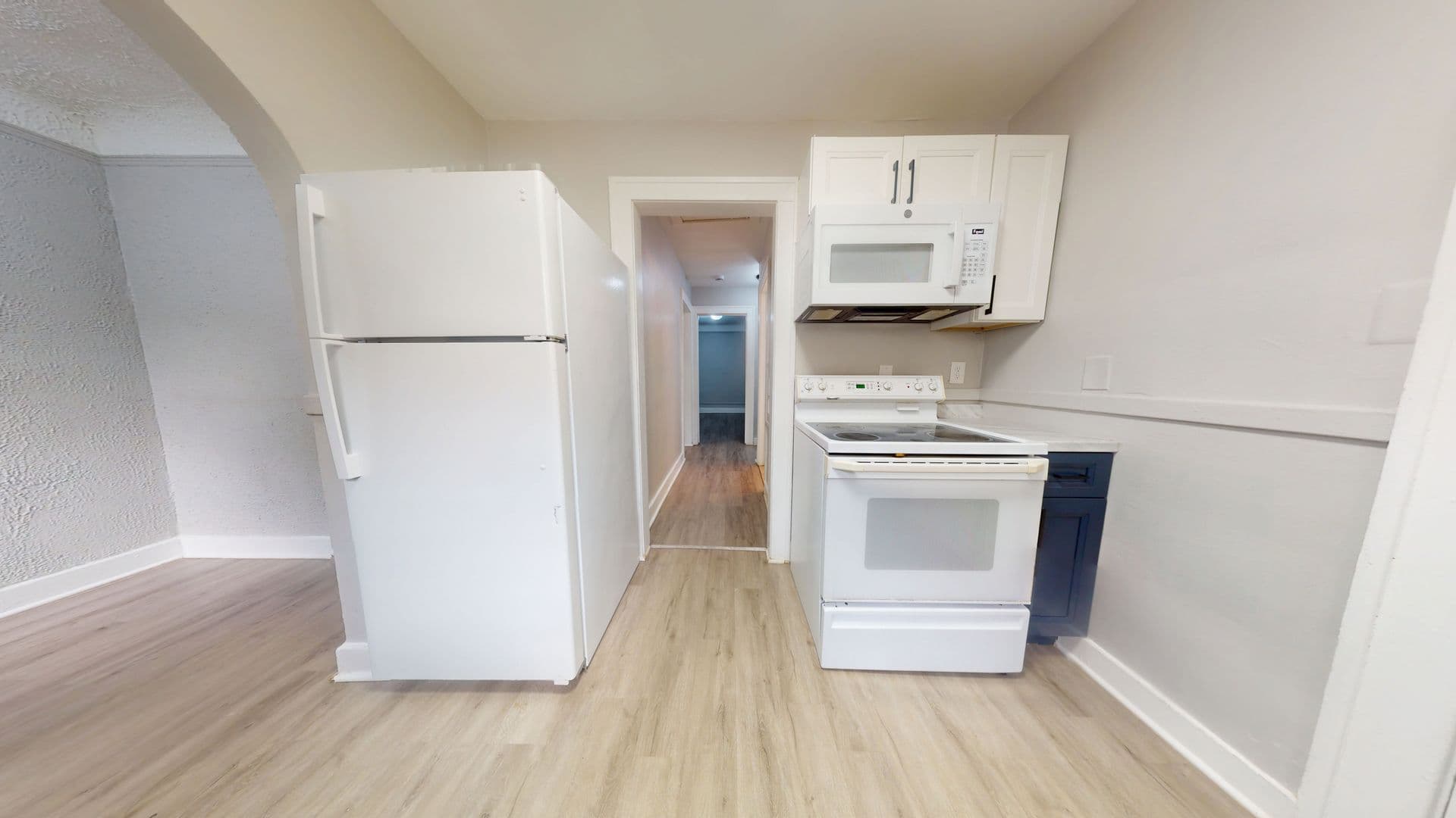Pontiac Apartment: 43-43.5 N Sanford St