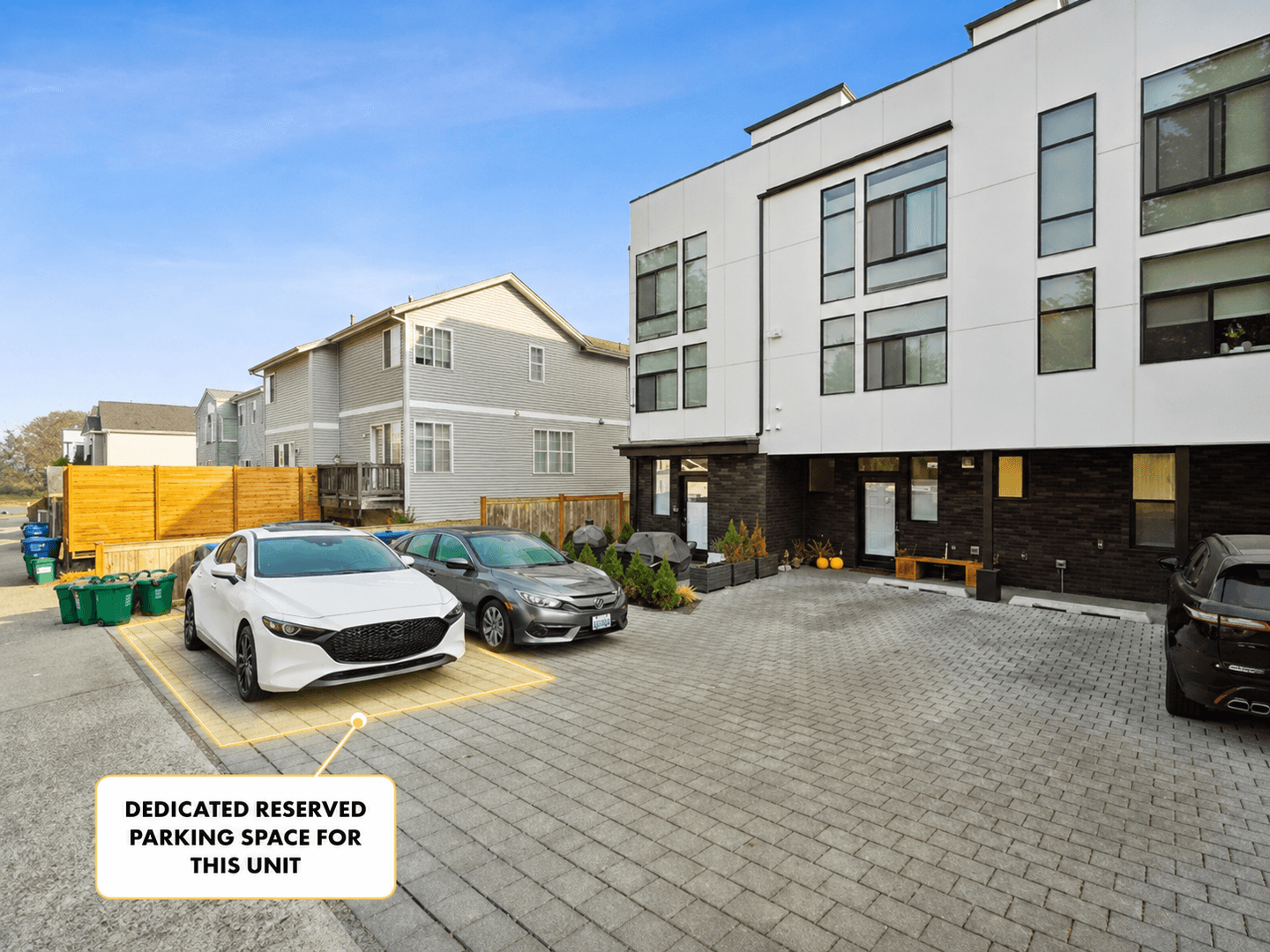 Seattle Townhome: 3831 23rd Ave W
