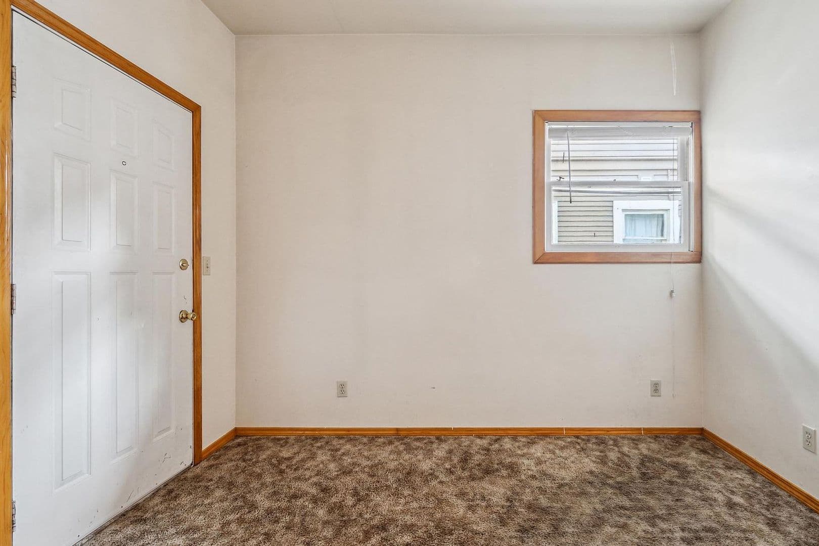 Seattle Apartment: 4708 7th Ave NE