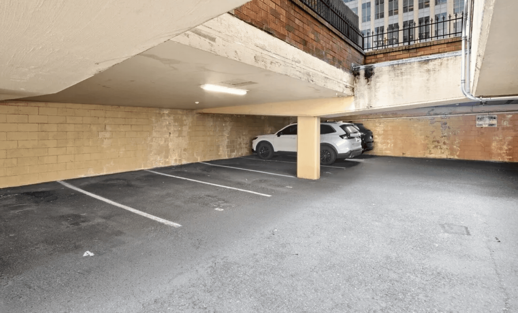 Seattle Condo: 905 Cherry St #205