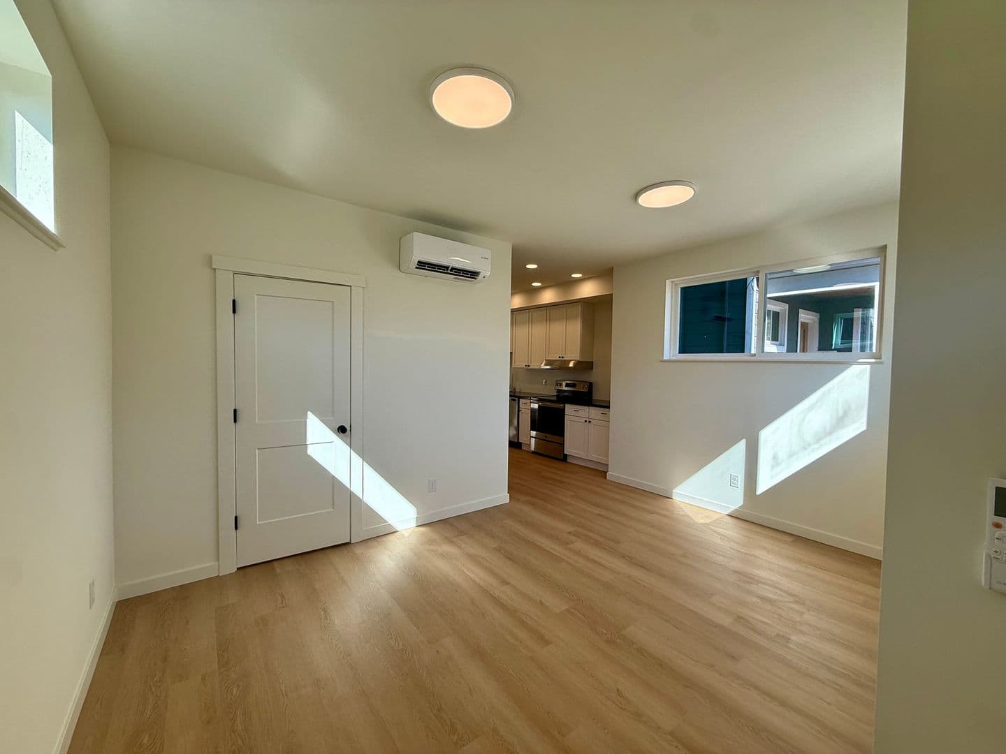 Seattle Apartment: 1714 E Columbia St
