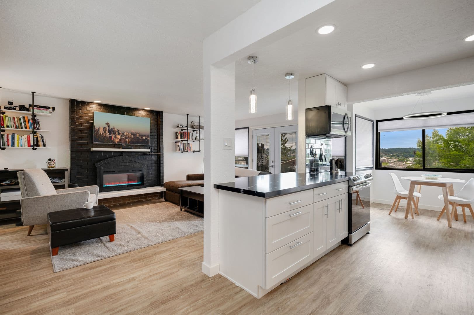 Seattle Apartment: 283-287 NW Market St