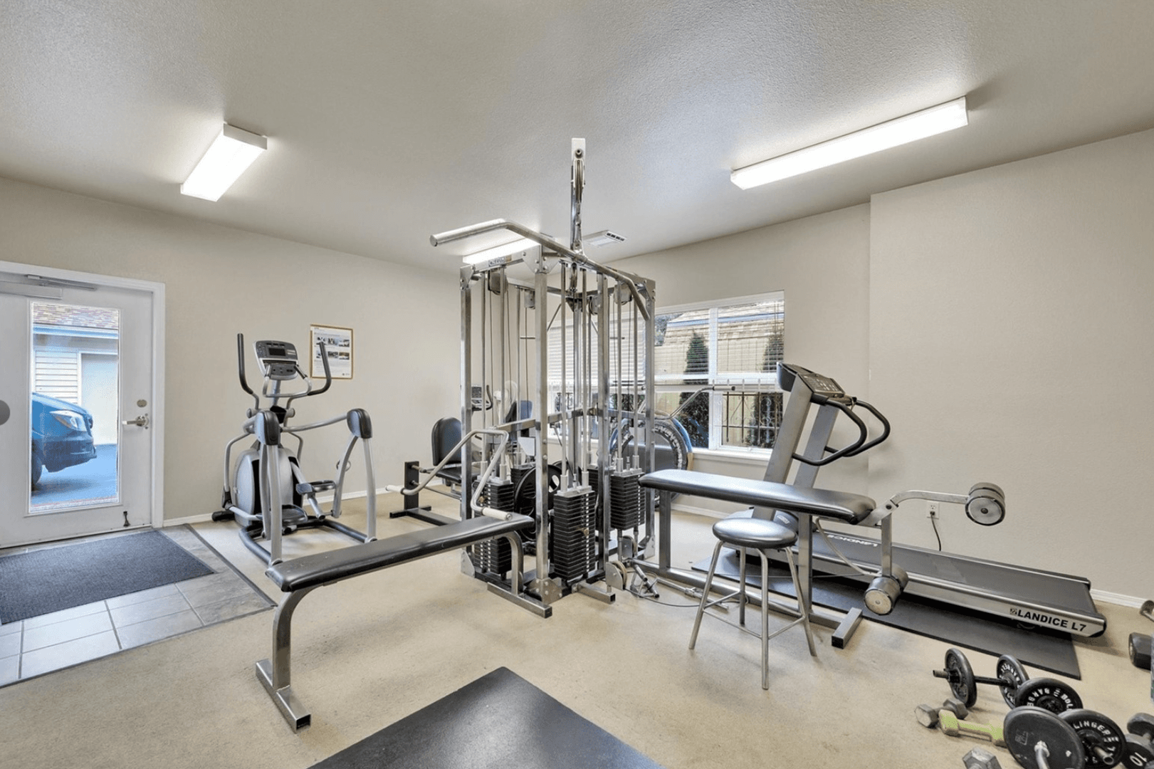 Bellevue Condo: 2540 118th Ave SE #202