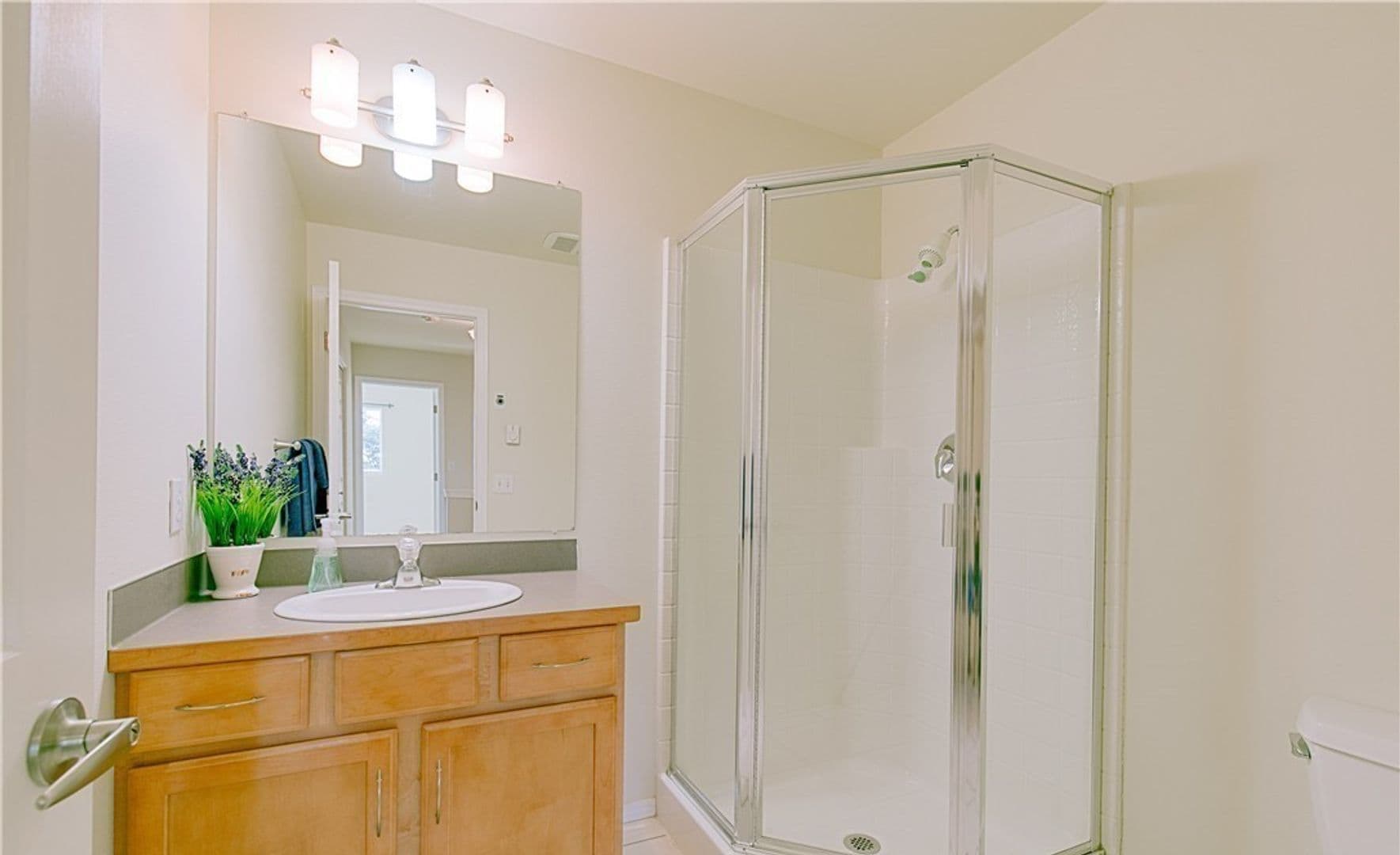Seattle Townhome: 7626 Highland Park Way SW