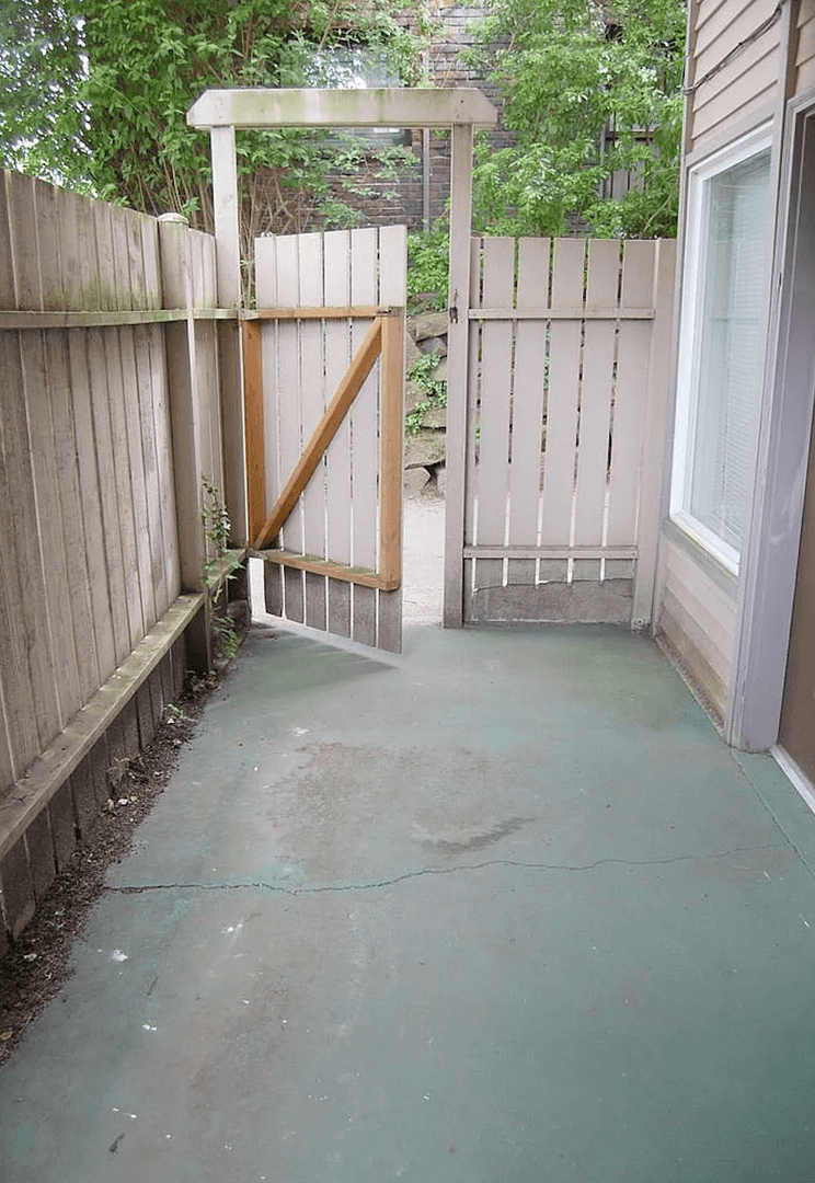 Seattle Apartment: 424 Summit Ave E
