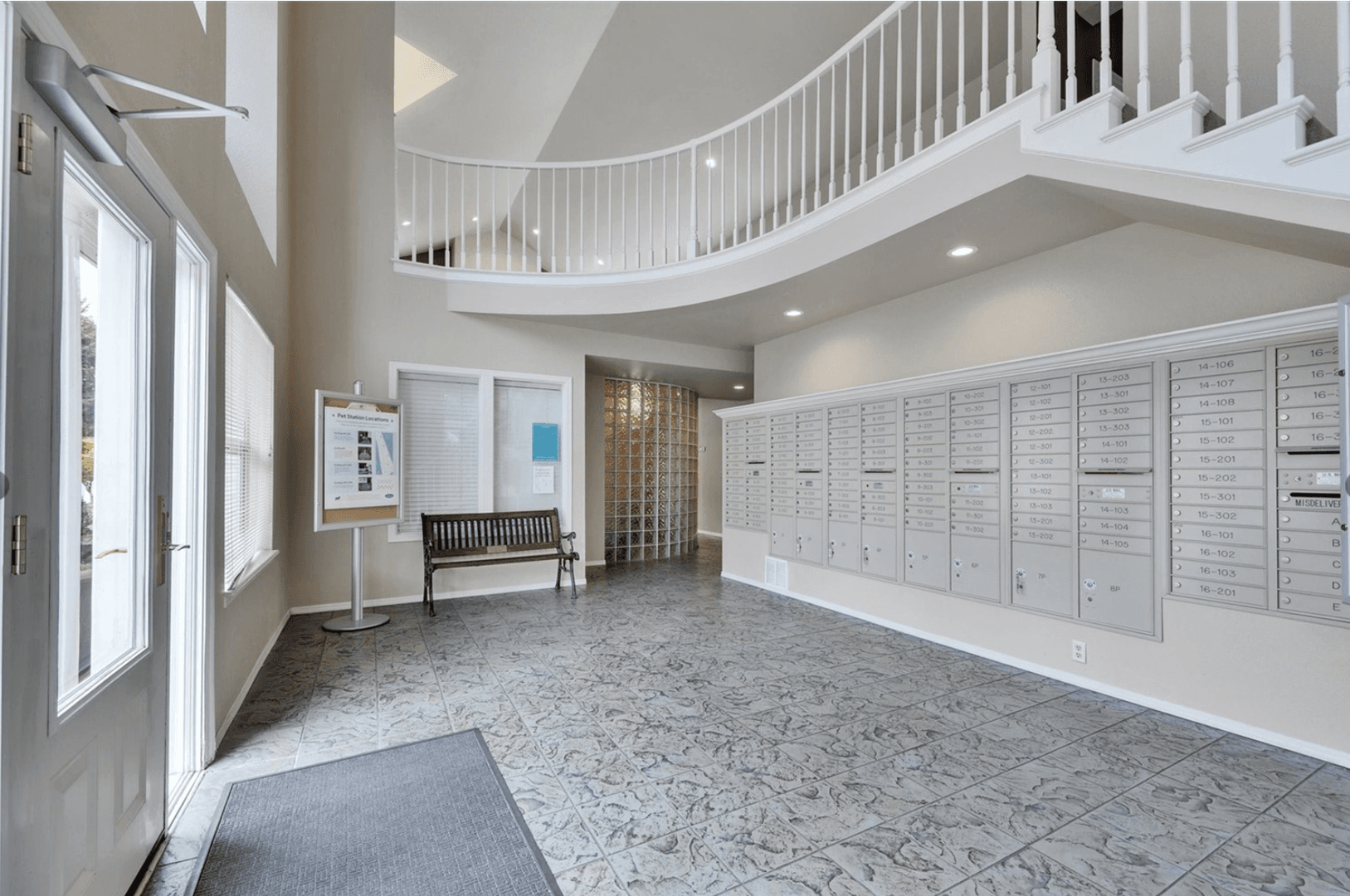 Bellevue Condo: 2540 118th Ave SE #202
