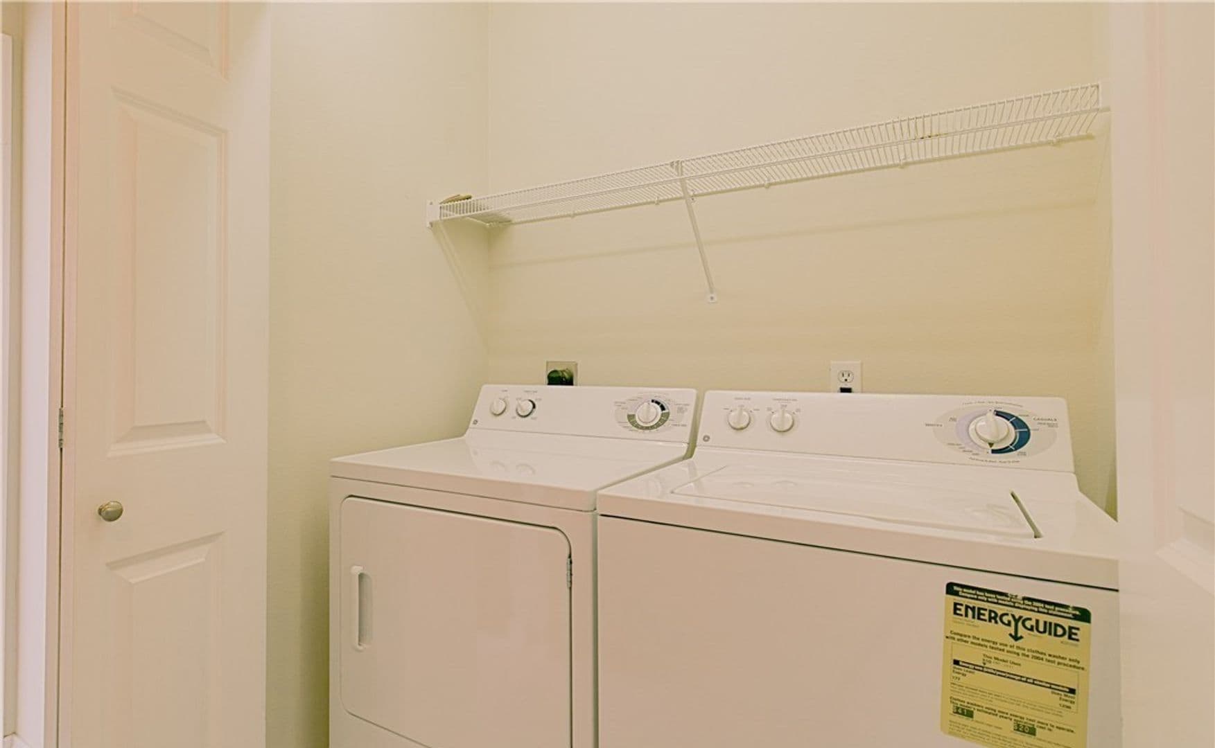 Seattle Townhome: 7626 Highland Park Way SW
