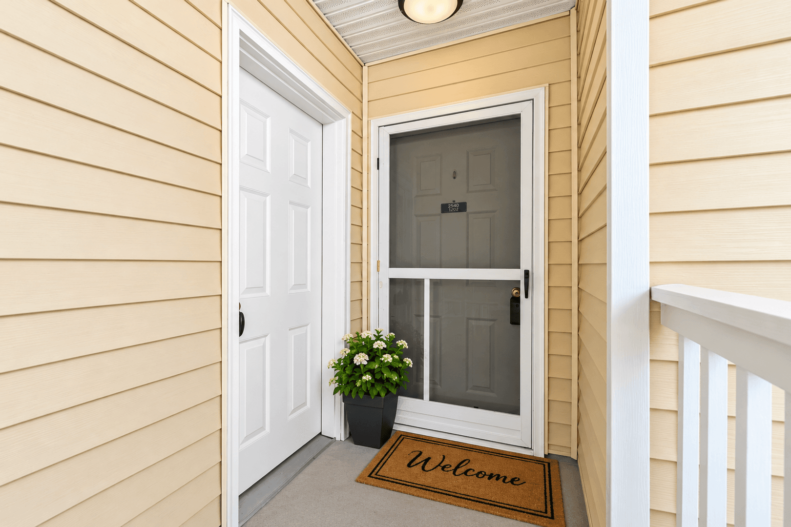 Bellevue Condo: 2540 118th Ave SE #202