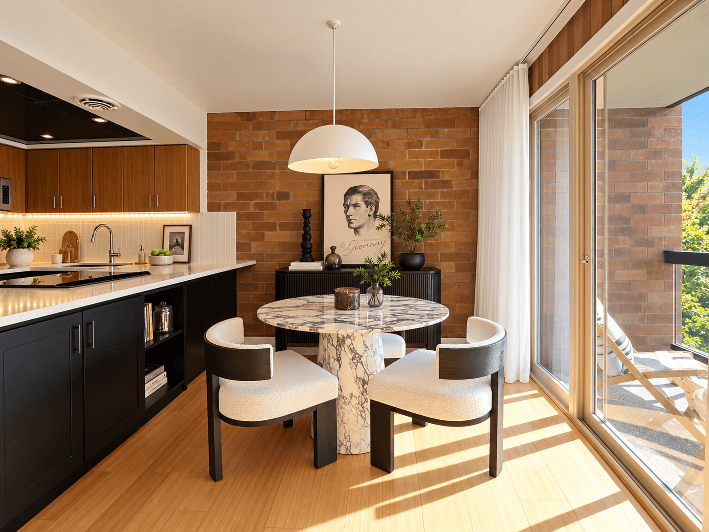 Seattle Condo: 905 Cherry St #205