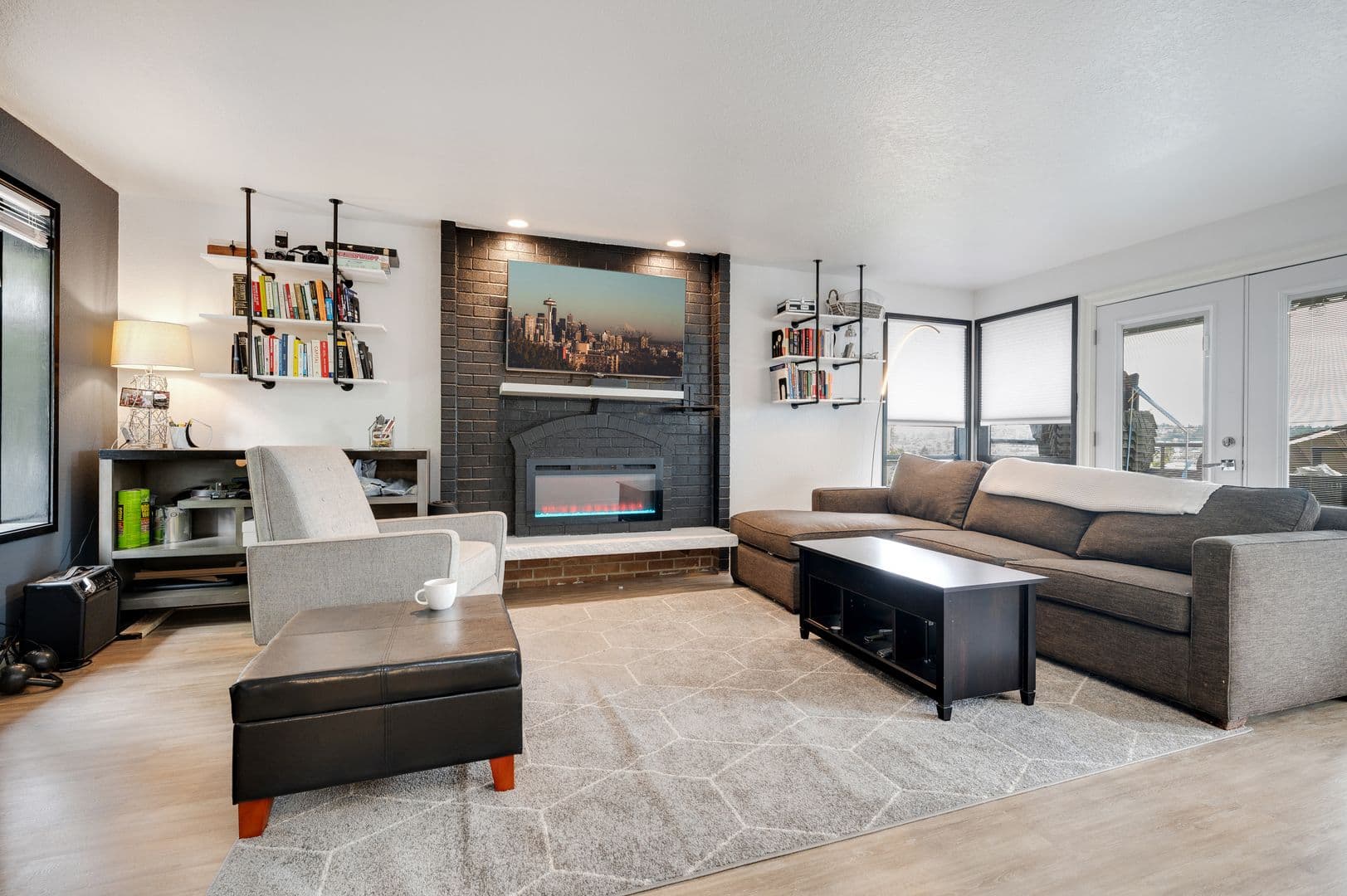 Seattle Apartment: 283-287 NW Market St