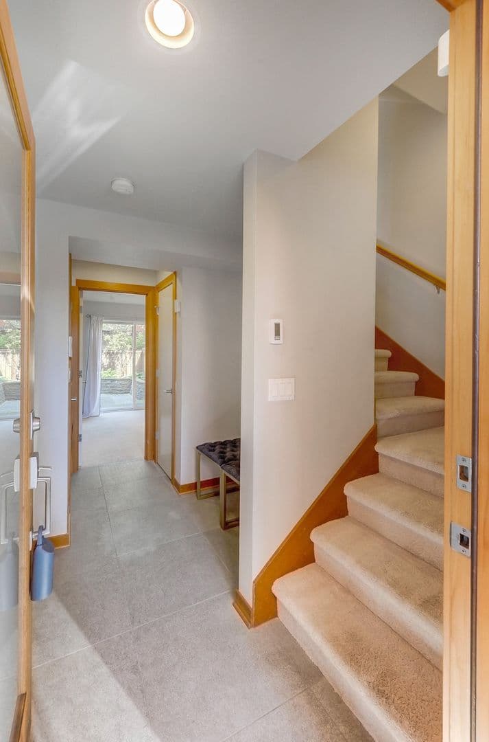 Seattle Townhome: 1412 NW 67th St Unit B