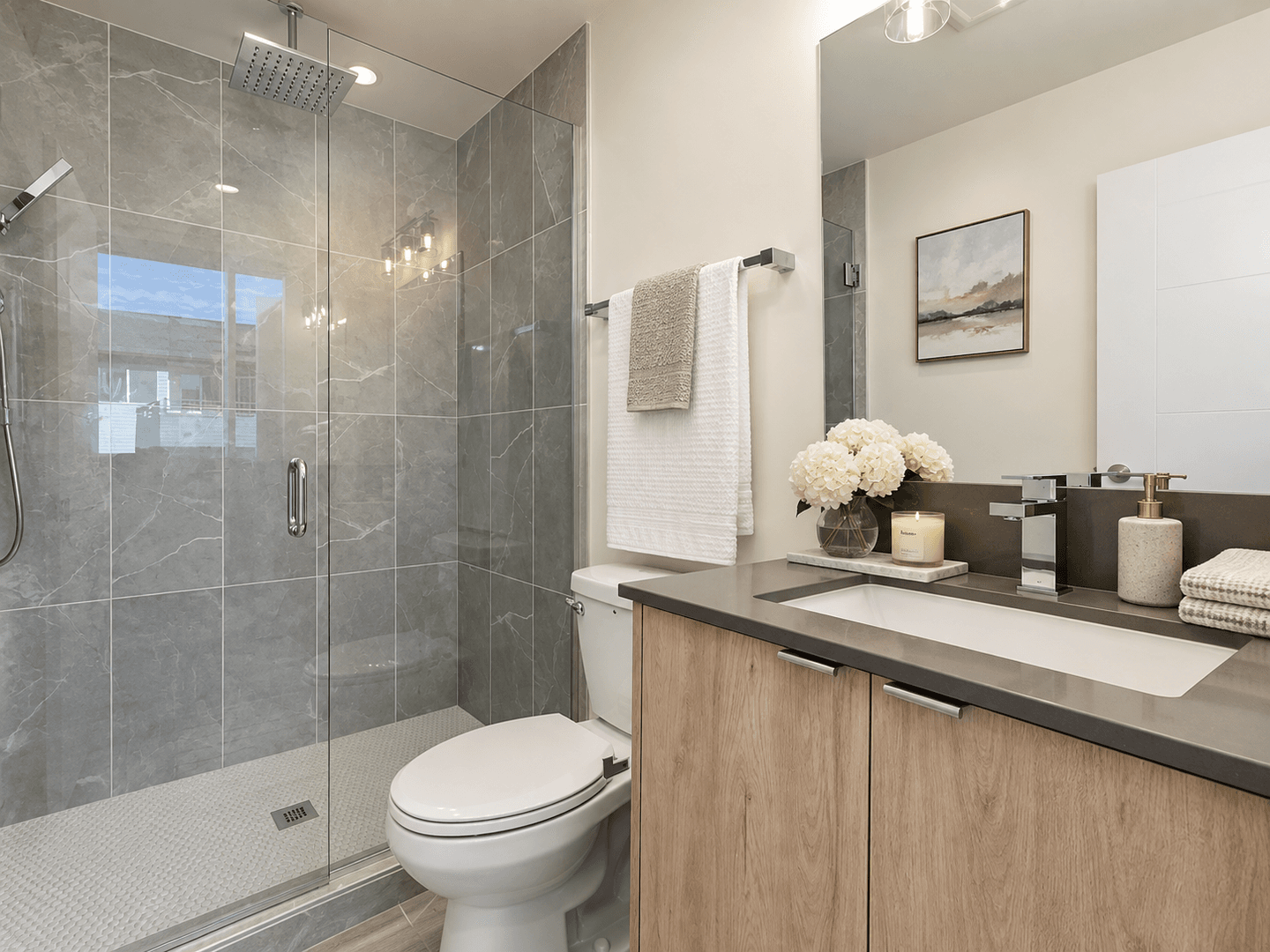 Seattle Townhome: 9212 Roosevelt Way NE Unit D