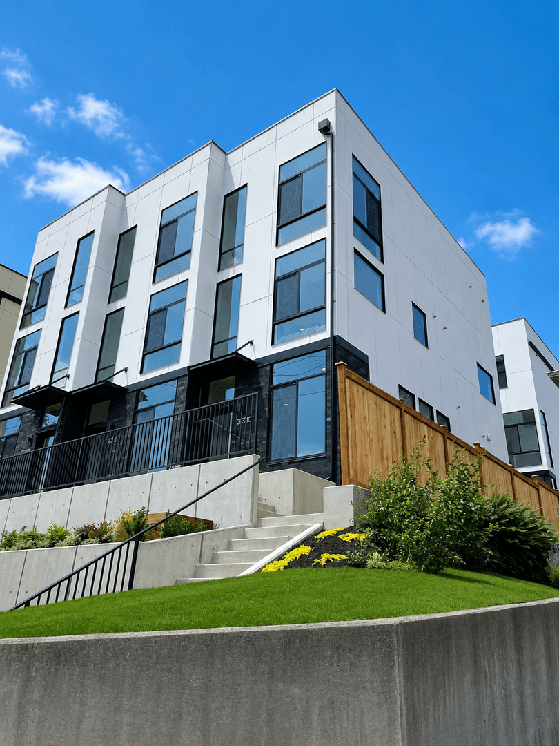 Seattle Townhome: 3831 23rd Ave W