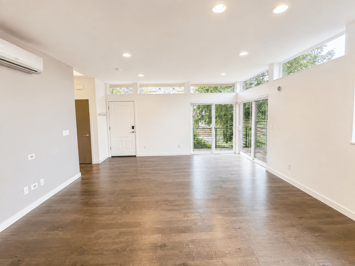 Seattle Townhome: 1712A E Spruce Street