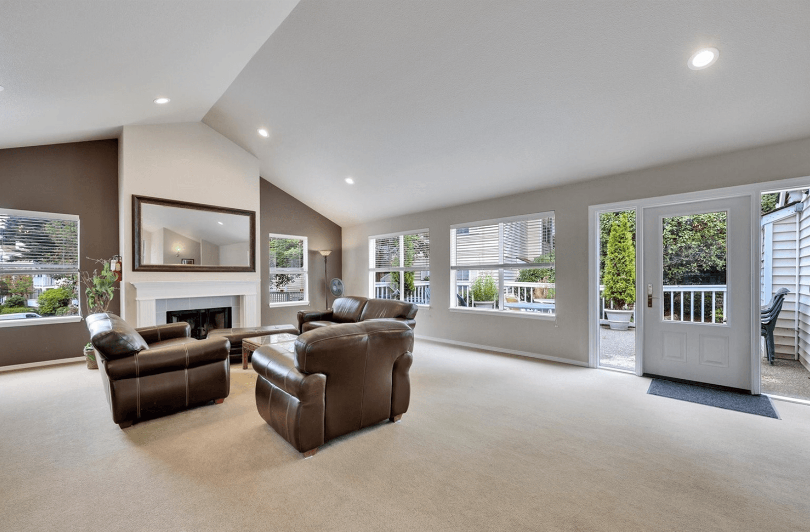 Bellevue Condo: 2540 118th Ave SE #202