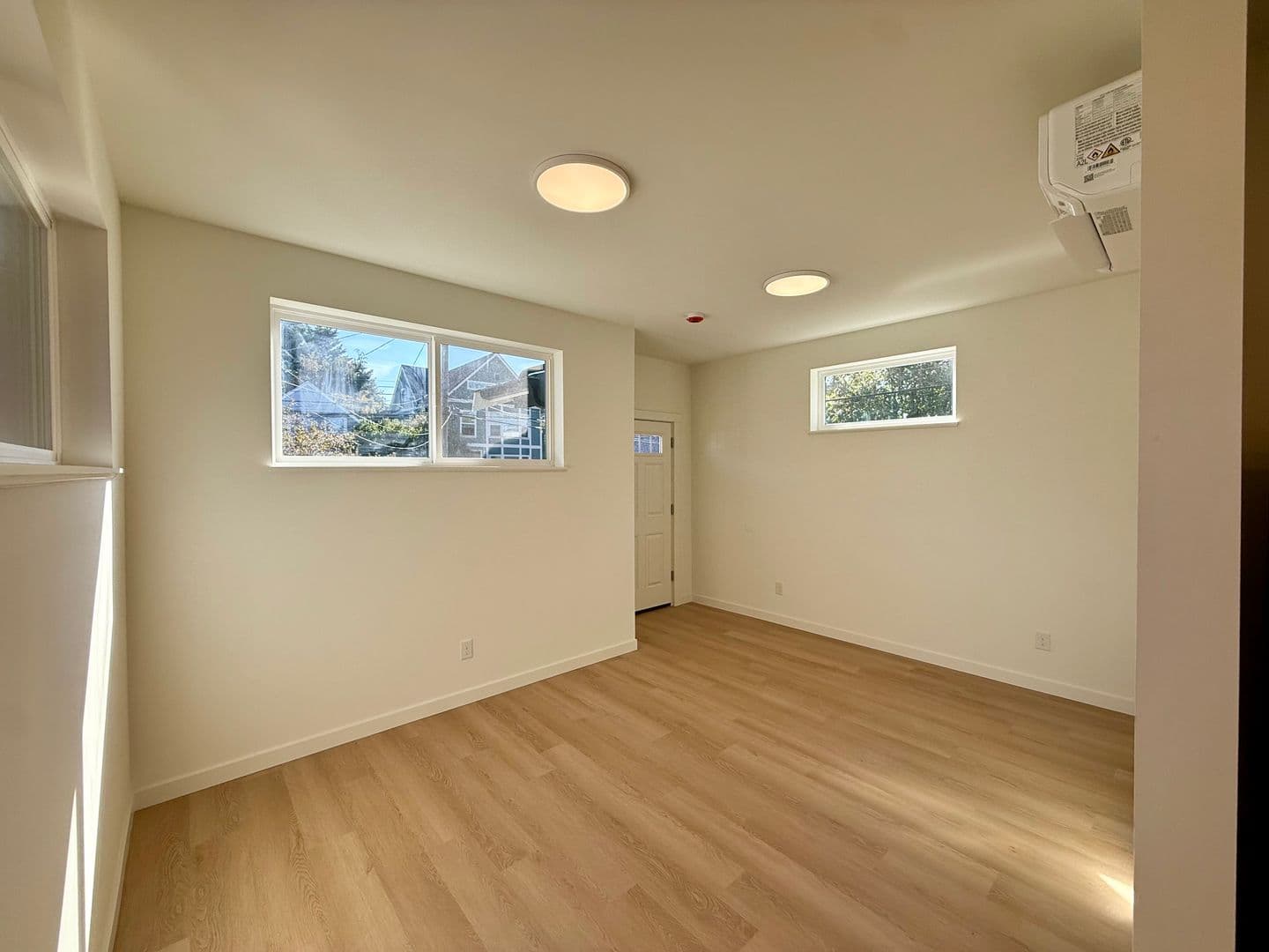 Seattle Apartment: 1714 E Columbia St