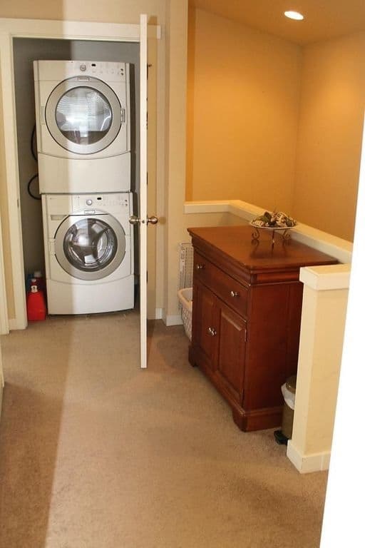 Seattle Townhome: 9217-A Ashworth Ave North