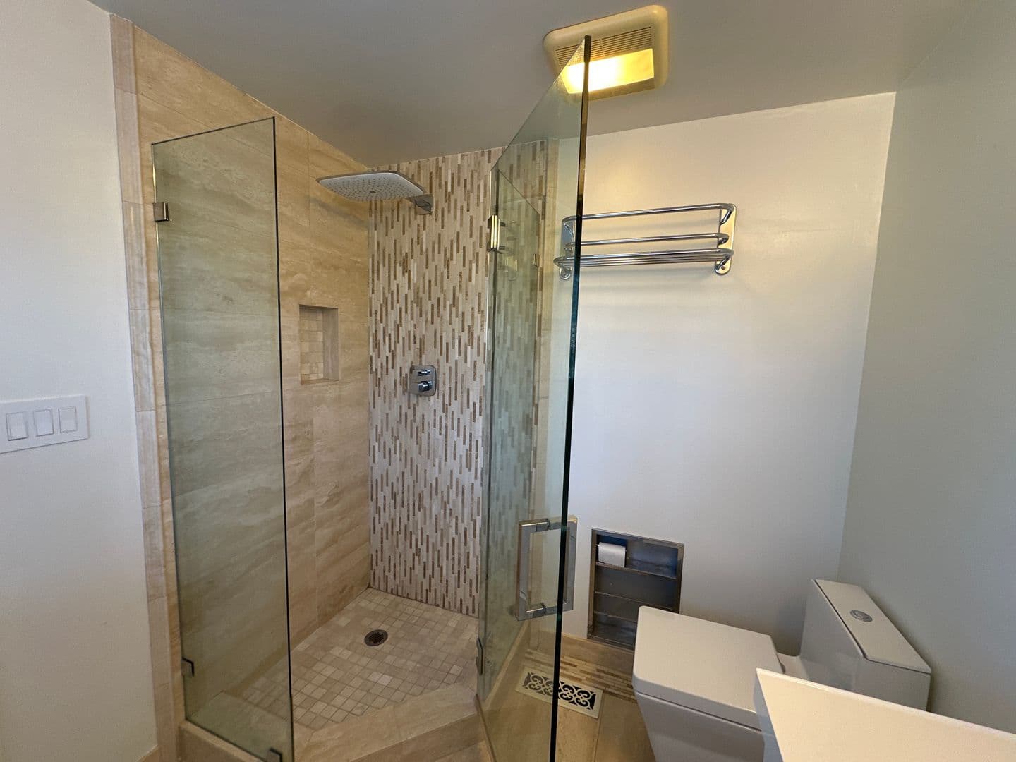 Bellevue House: 6310 123rd Ave SE