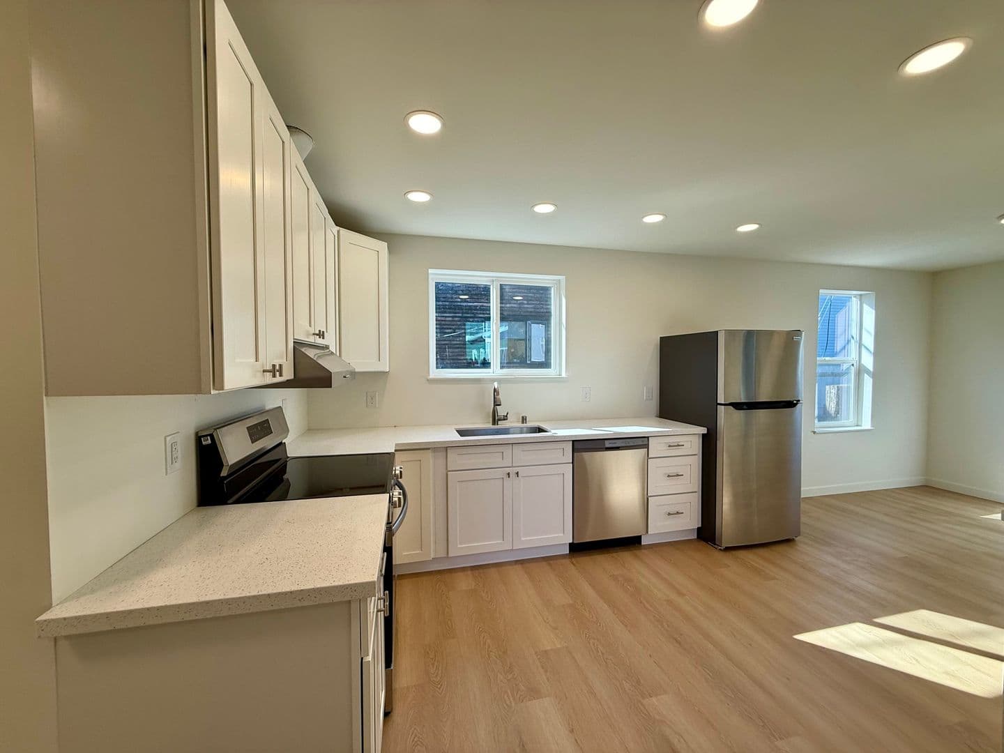 Seattle Apartment: 1714 E Columbia St