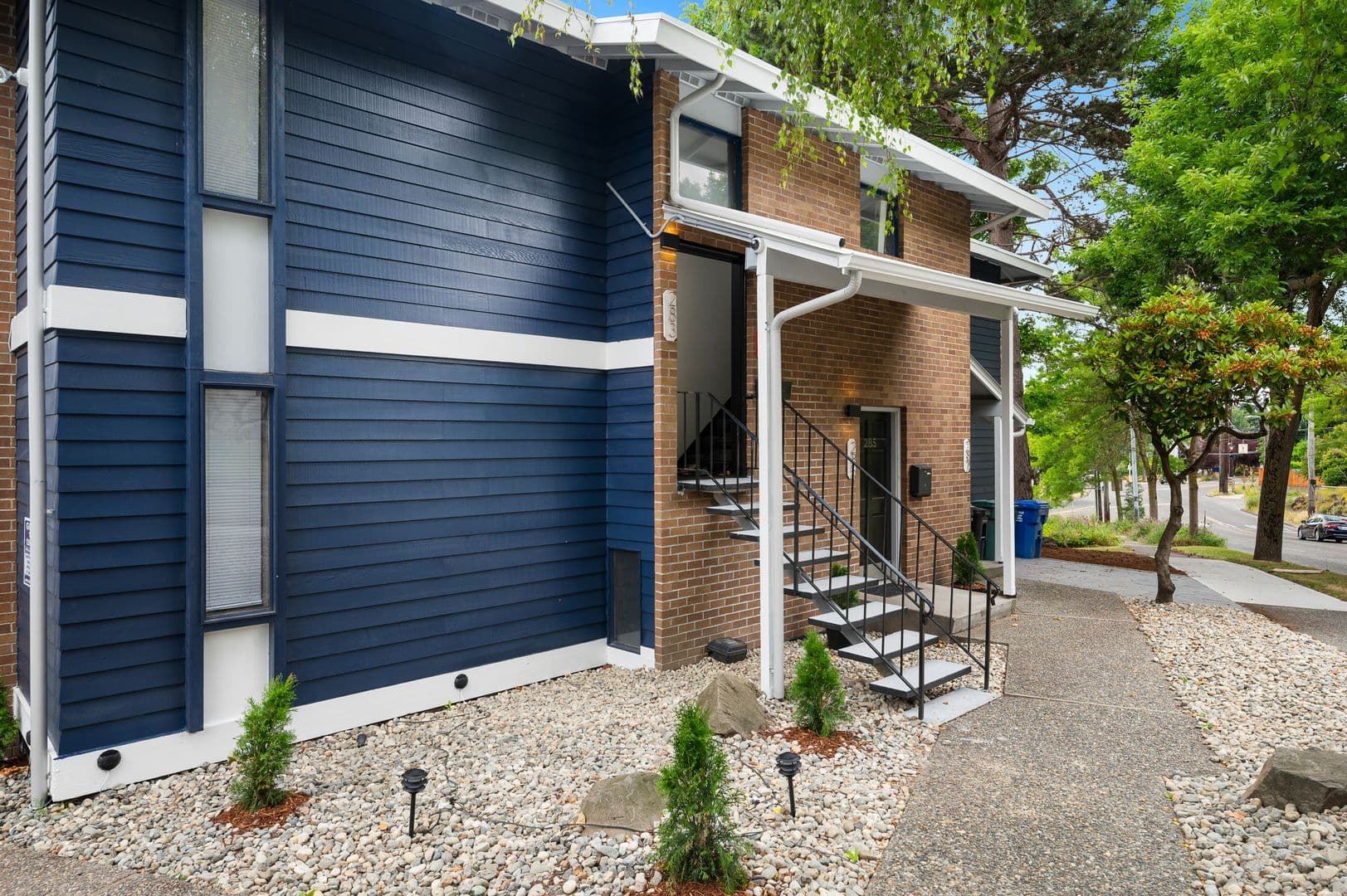 Seattle Apartment: 283-287 NW Market St