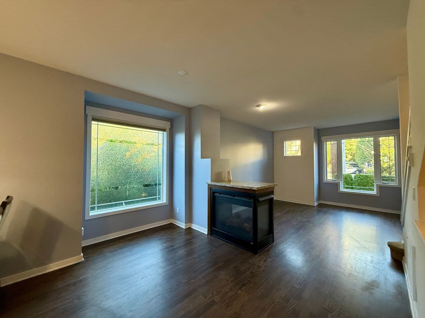 Seattle Townhome: 433 Federal Ave E