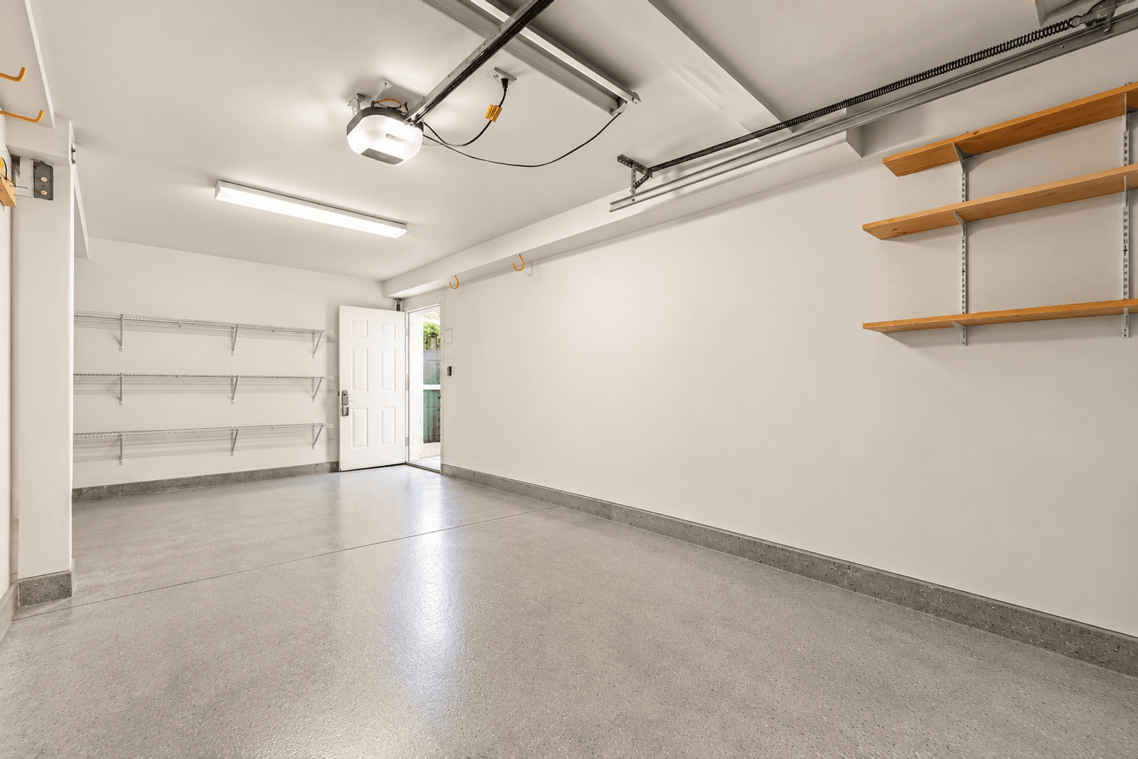 Bellevue Condo: 2540 118th Ave SE #202