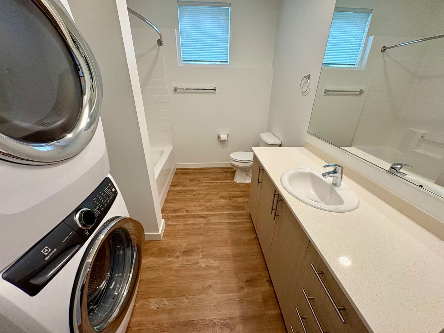 Seattle Condo: 121 12th Ave E