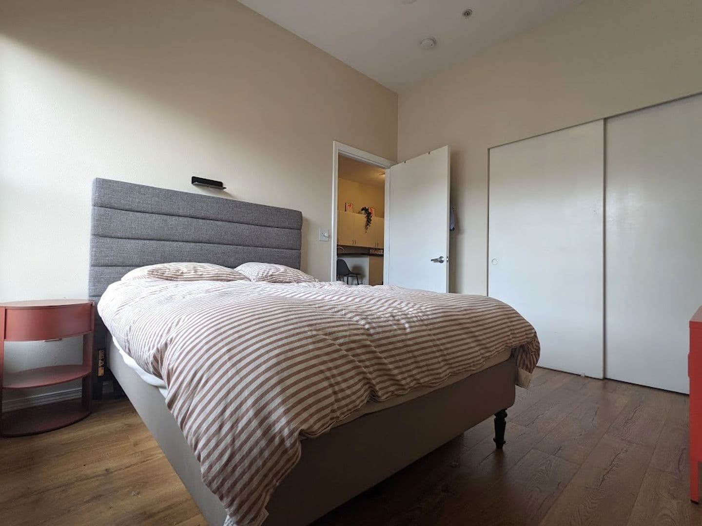 Seattle Condo: 1323 Boren #606
