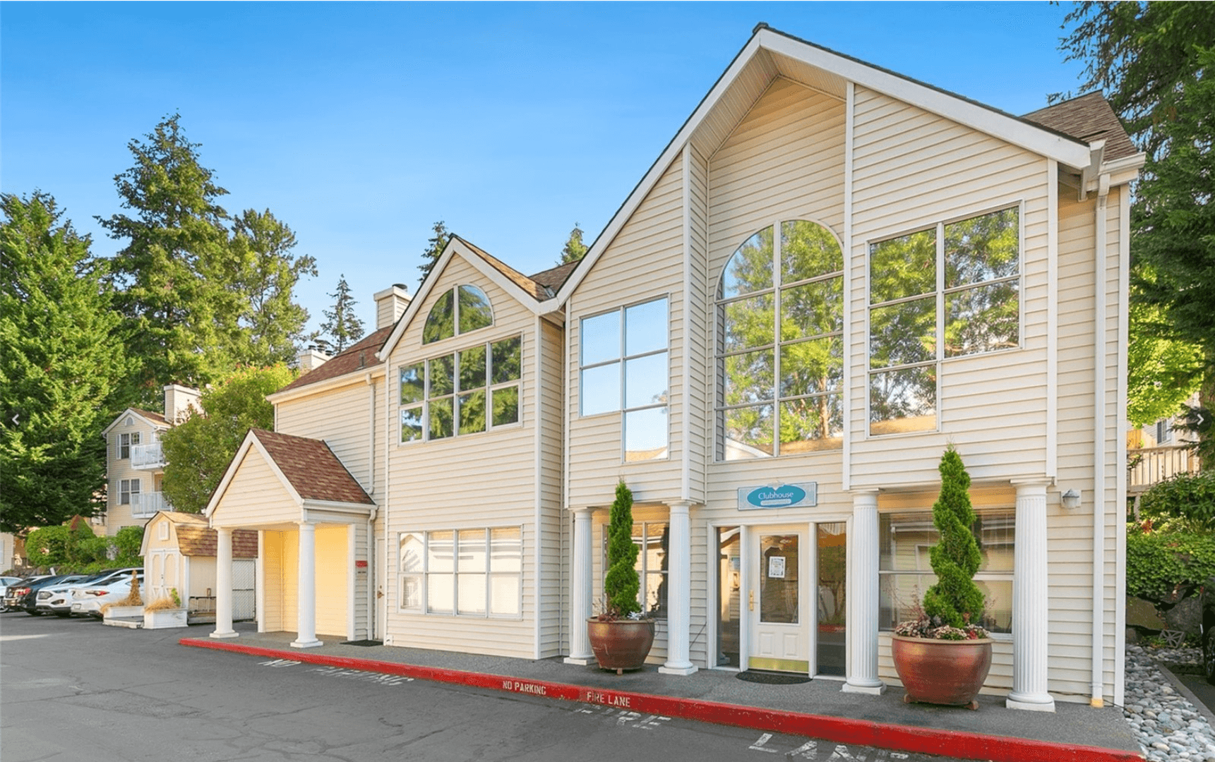 Bellevue Condo: 2540 118th Ave SE #202