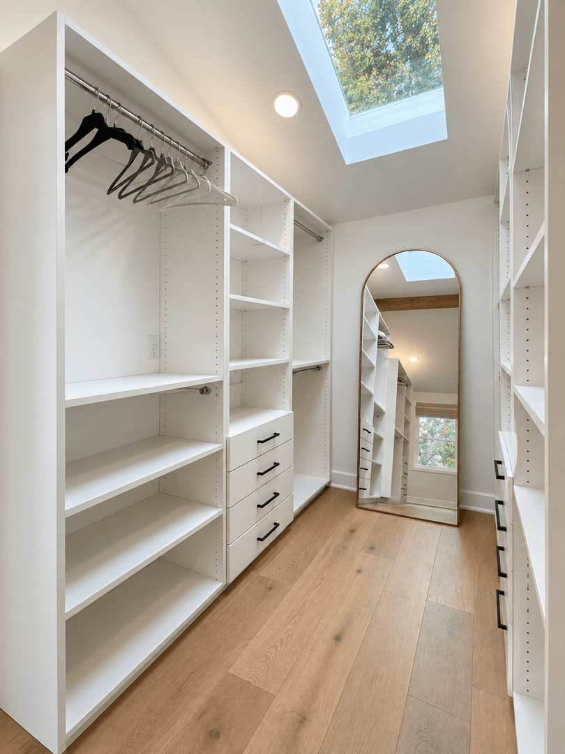 Seattle House: 3223 E Mercer St