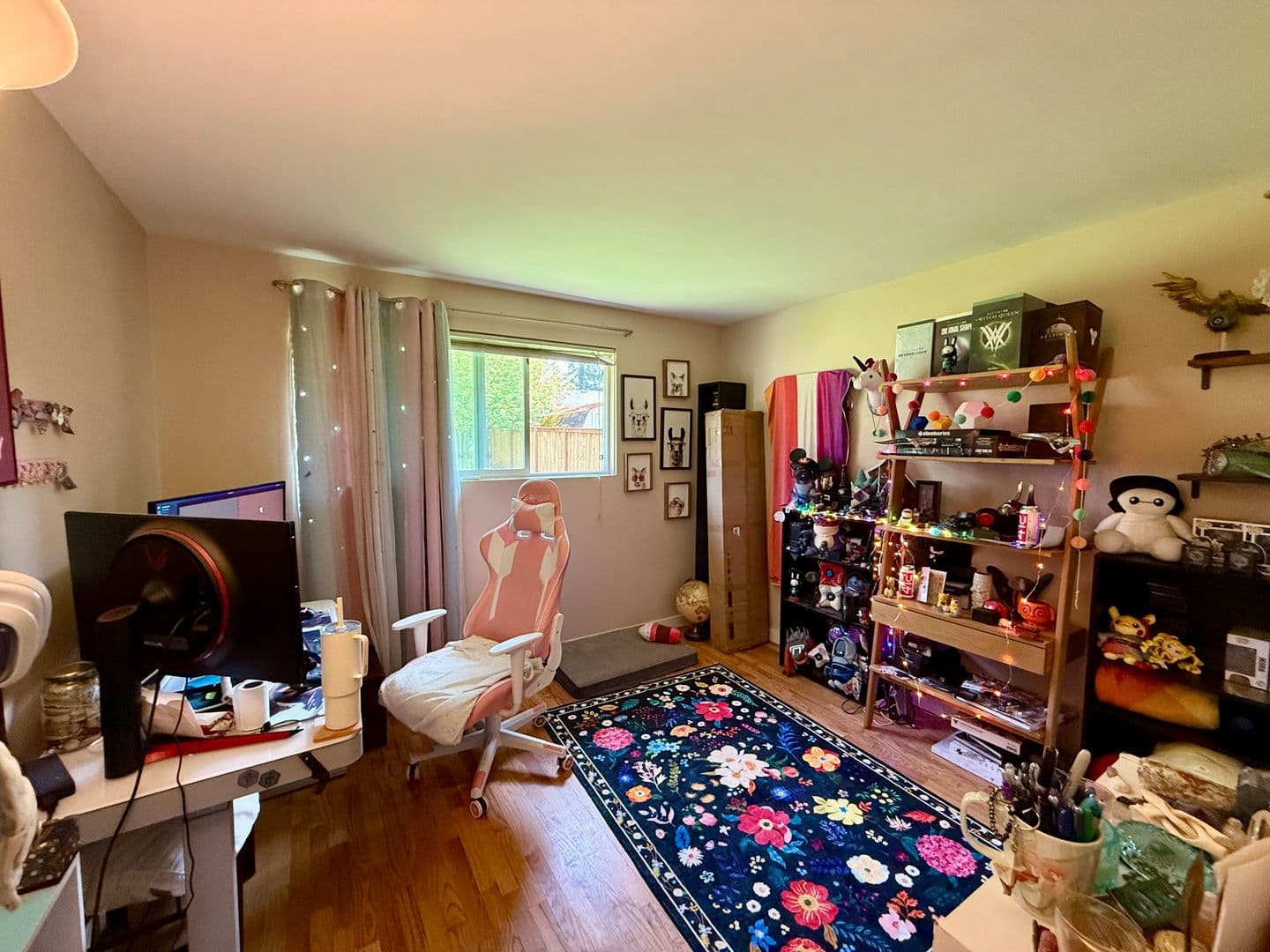 Bellevue House: 1004 165th Pl NE