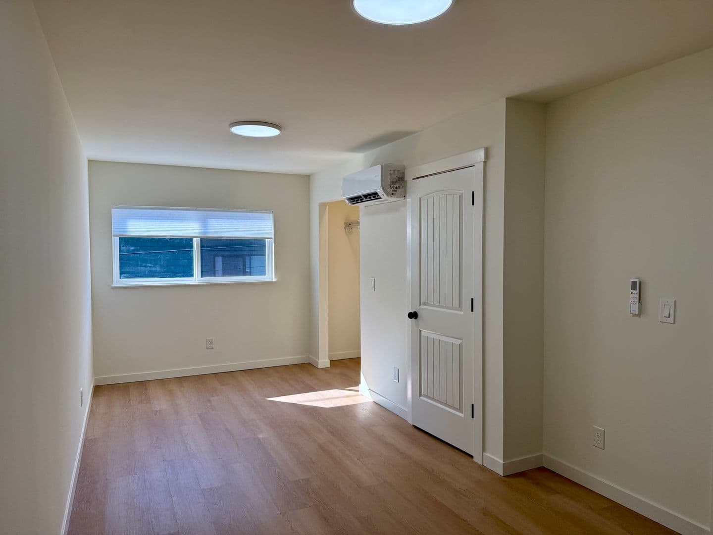 Seattle Apartment: 1714 E Columbia St