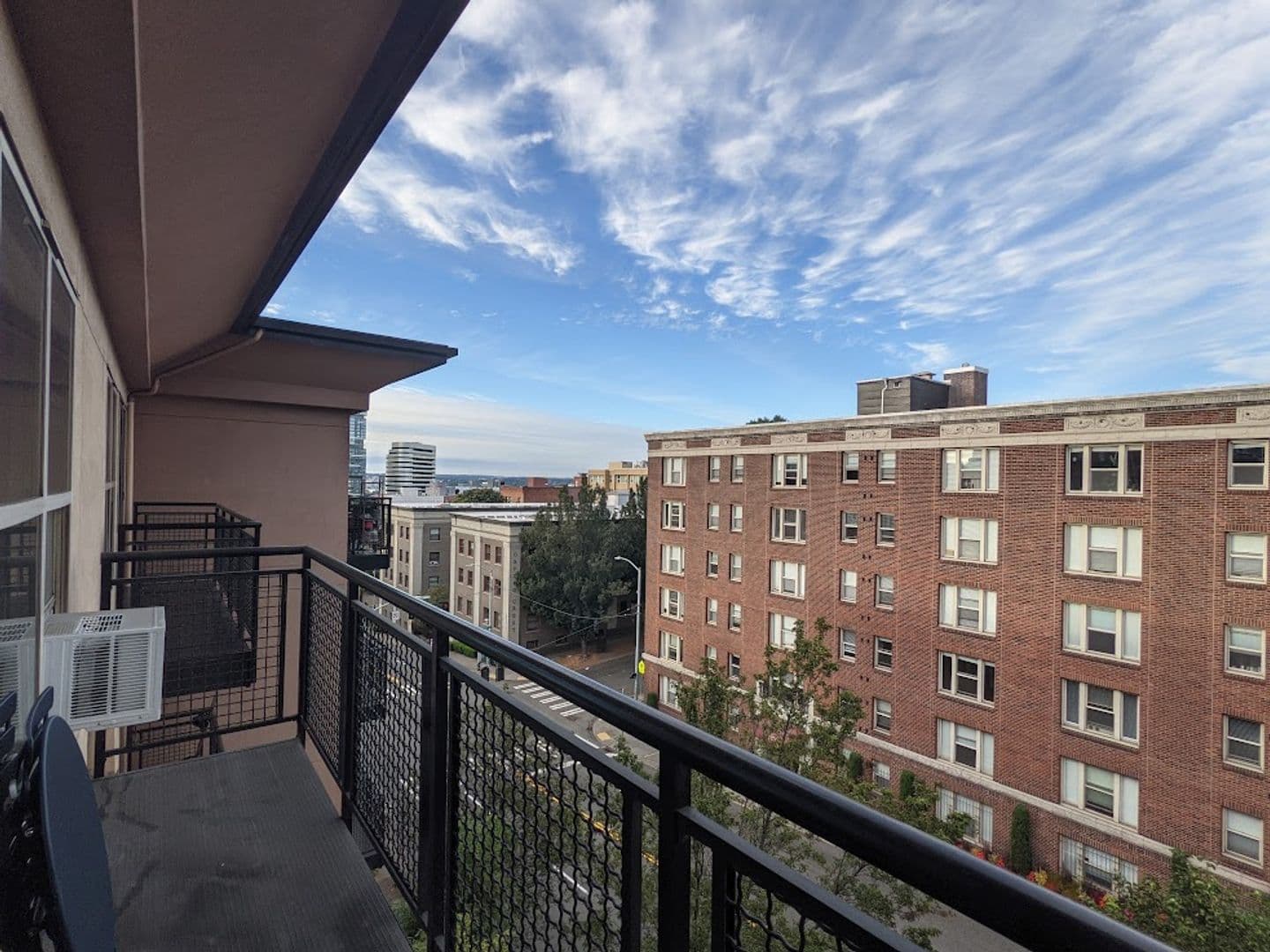 Seattle Condo: 1323 Boren #606